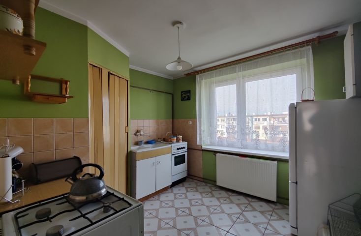 Na sprzedaż przestronne mieszkanie z balkonem - Kleczew - Na sprzedaż  mieszkanie  : Kleczew
