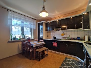 Sprzedam funkcjonalny i przestrzenny dom na osiedlu w Kłodawie - Na sprzedaż  dom  : Kłodawa