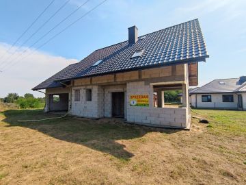 Dom w trakcie budowy w sąsiedztwie jezior i stawów-Mąkolno, gm. Sompolno - Na sprzedaż  dom  : Mąkolno