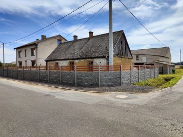 Sprzedam gospodarstwo rolne z domem i zabudowaniami gosp. - Na sprzedaż  dom  , działka rolna : Chrusty