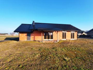 Na sprzedaż parterowy dom, spokojna okolica, obrzeża miasta - Na sprzedaż  dom  : Grabowa