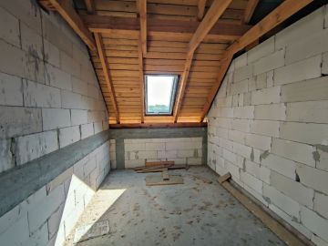 Dom w trakcie budowy w sąsiedztwie jezior i stawów-Mąkolno, gm. Sompolno - Na sprzedaż  dom  : Mąkolno