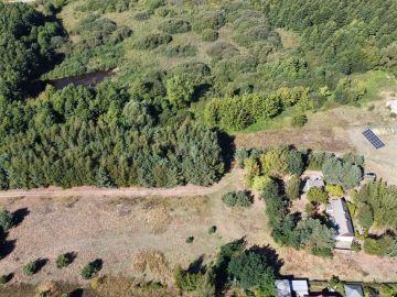 Sprzedam siedlisko pow. 1,7872 ha z domem i budynkami - Na sprzedaż  dom  , działka rolna : Mielnica Duża