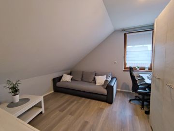 Nowoczesny dom, duża działka, dwustanowiskowy garaż, gm. Stare Miasto - Na sprzedaż  dom  : Janowice