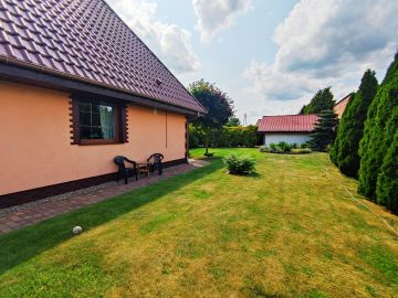 Oszczędny w eksploatacji dom, dwa garaże, duża, zagospodarowana działka - Na sprzedaż  dom  : Główiew