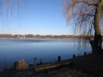 Ośrodek wypoczynkowy bezpośrednio nad jeziorem Gopło - Na sprzedaż  domek rekreacyjny  , działka rekreacyjna : Mielnica Duża