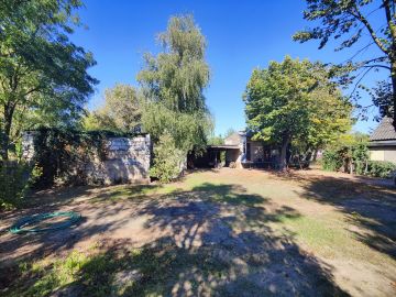 Sprzedam siedlisko pow. 1,7872 ha z domem i budynkami - Na sprzedaż  dom  , działka rolna : Mielnica Duża