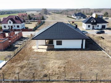 Nowoczesny dom w stanie deweloperskim, instalacje pod pompę ciepła i rekuperację - Na sprzedaż  dom  : Kuny