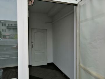 Do wynajęcia lokal na parterze, os. Zatorze - Na wynajem  lokal: usługowy  , biurowy : Konin