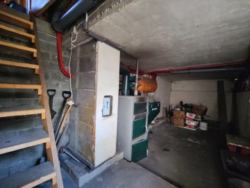 Sprzedam dom z bali na dużej działce w okolicy jeziora - Na sprzedaż  dom  : Brzeźniak