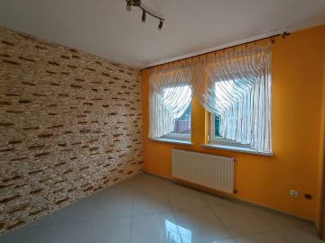 Dom pod miastem, nowoczesna bryła, dwa garaże, Posada - Na sprzedaż  dom  : Posada