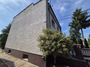 Sprzedam lub zamienię piętrowy, podpiwniczony dom w spokojnej okolicy - Osiecza Pierwsza - Na sprzedaż  dom  : Osiecza Pierwsza